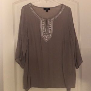 Flowy tunic top with embroidered detail